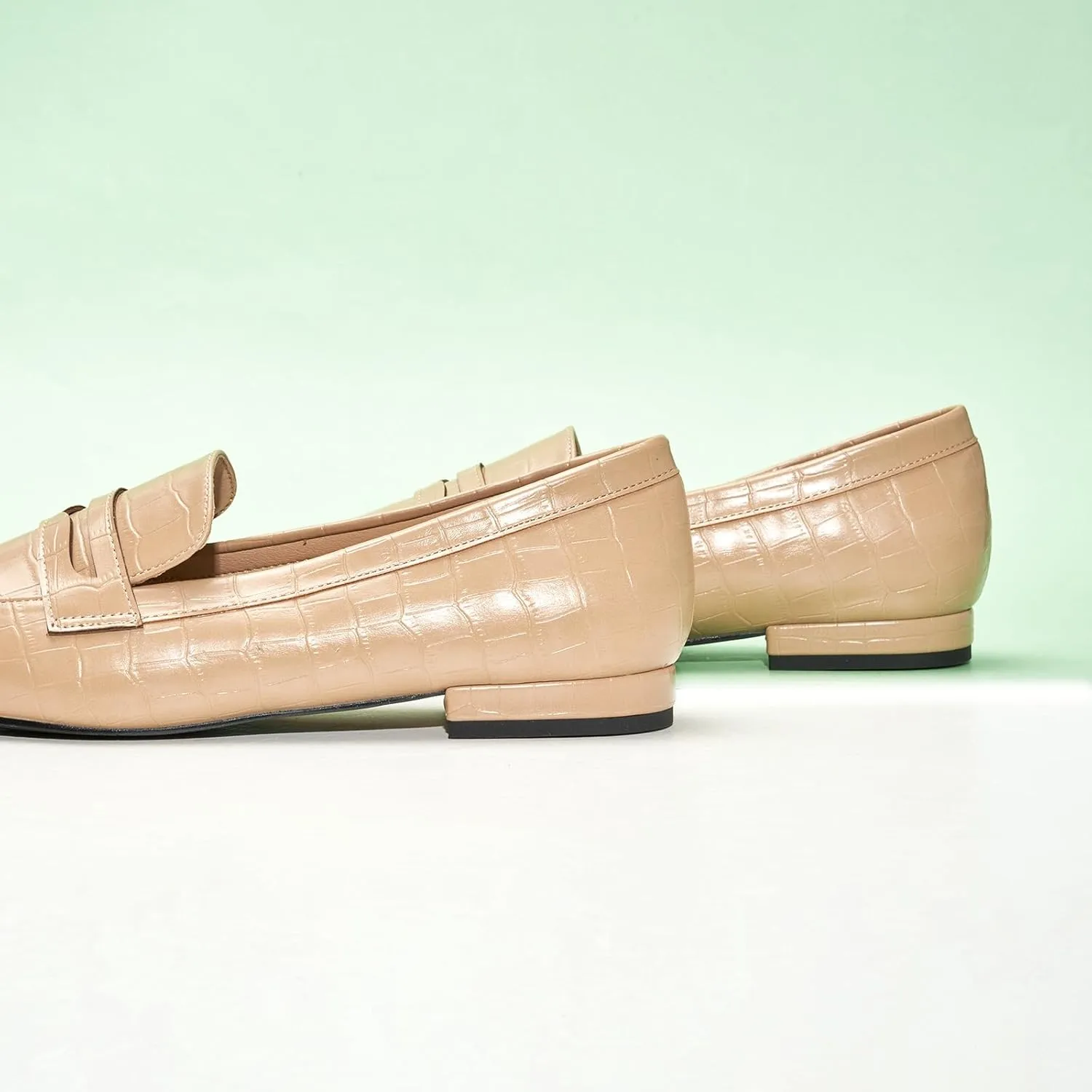 C.Paravano Penny Loafers for Women, Crocodile-Embossed Slip-ons Comfortable Dressy Formal Dress Square Toe Flats Loafer Shoes for Business Casual Wear