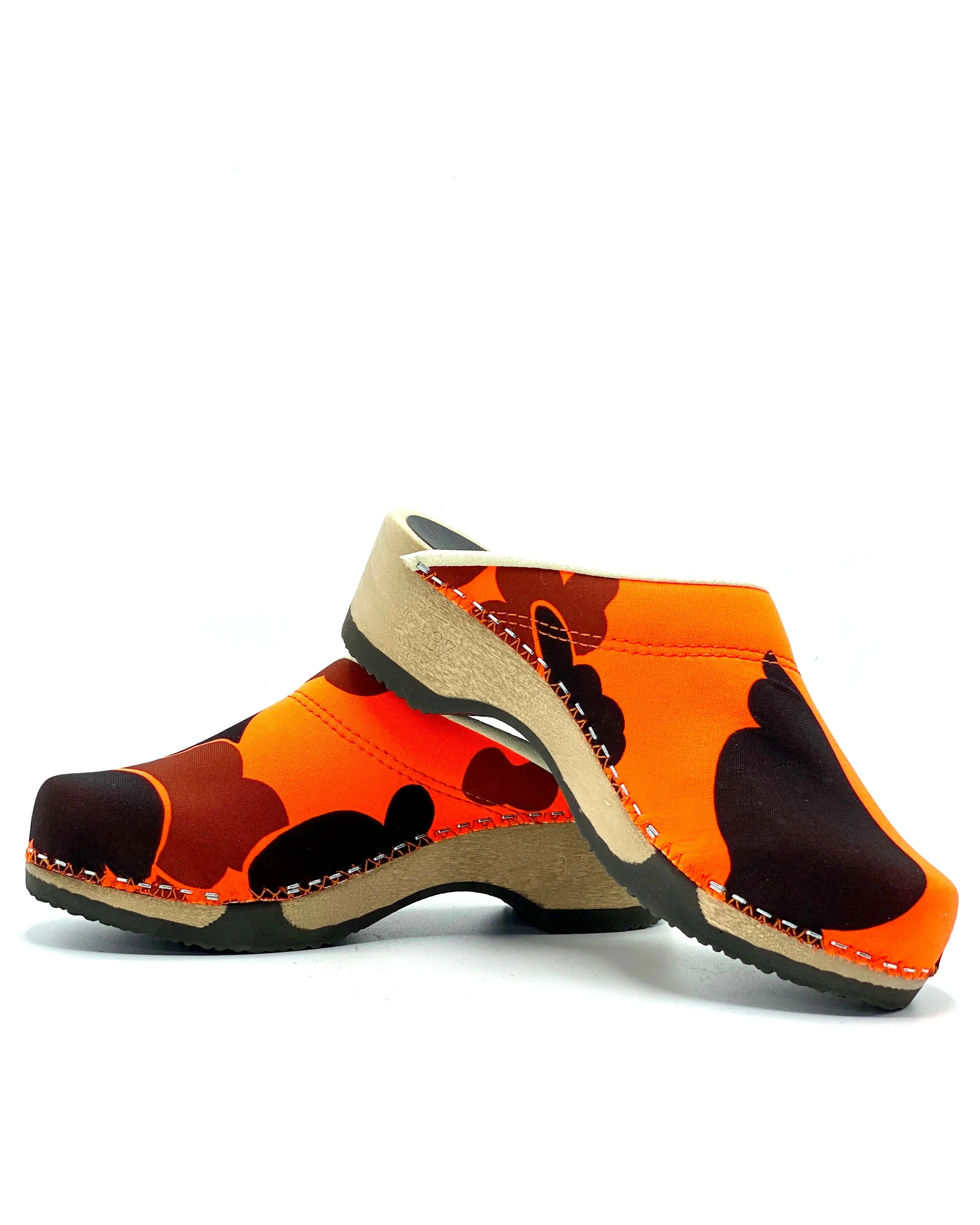 Embla Clogs | Blaze Orange Camouflage