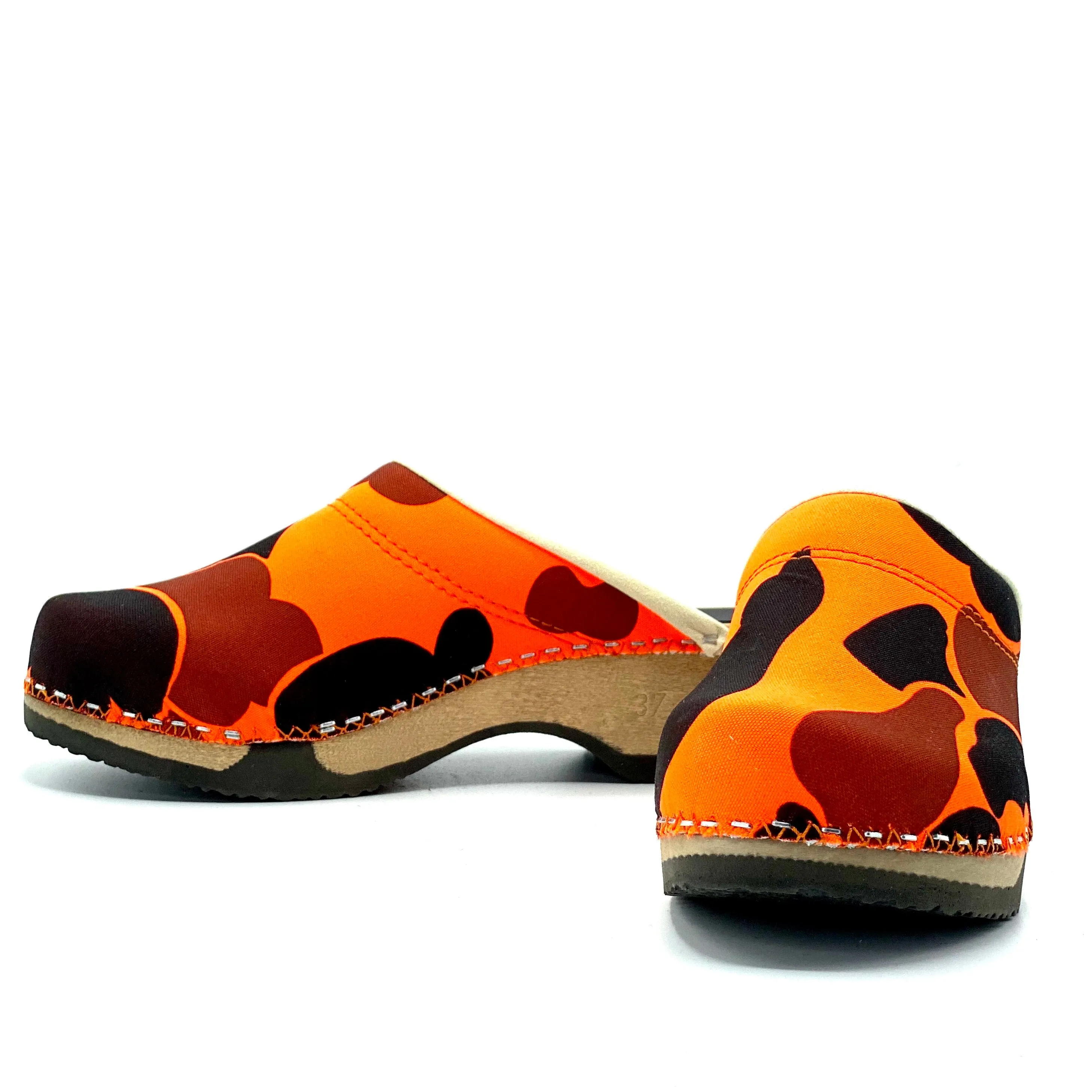 Embla Clogs | Blaze Orange Camouflage