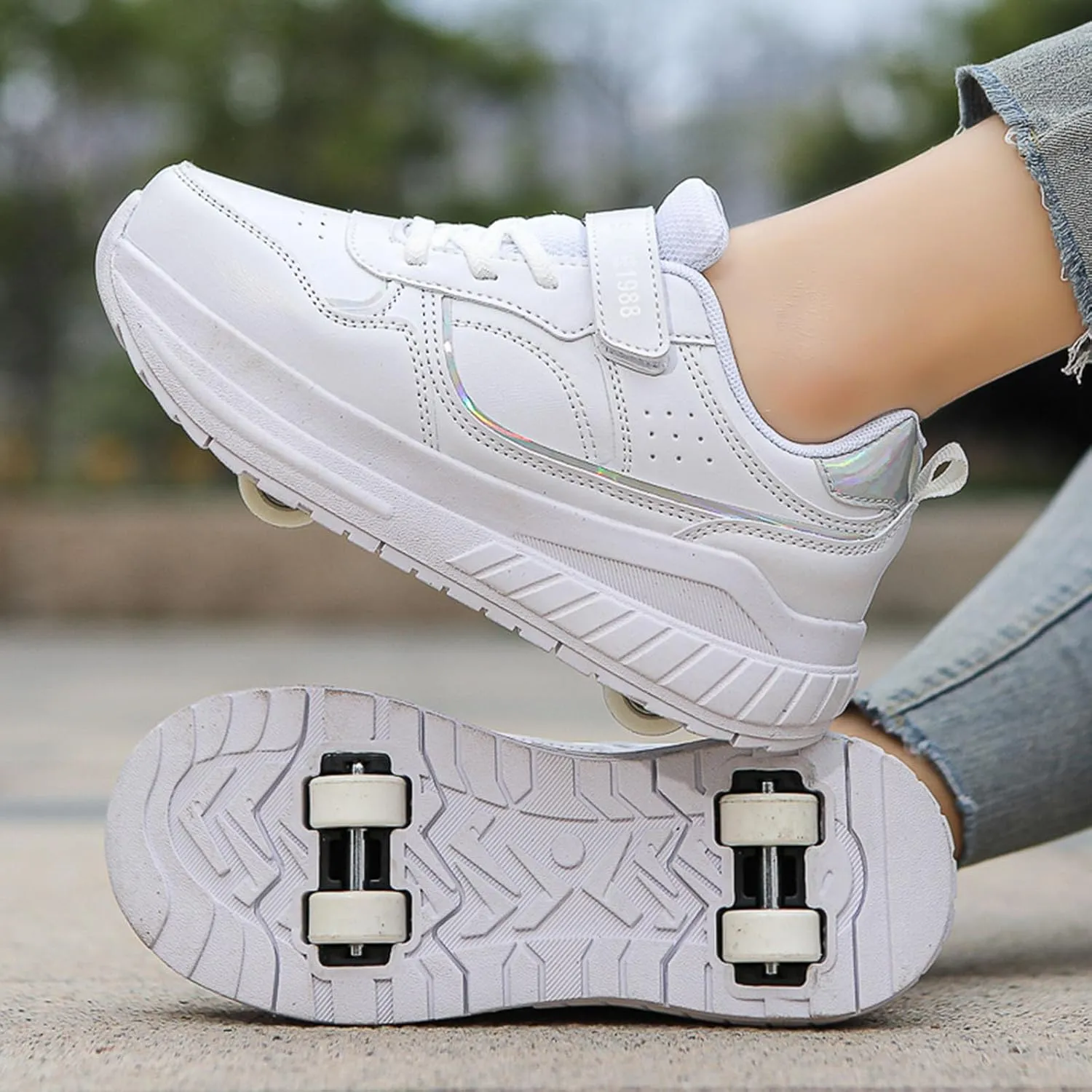 Kids Roller Skates Shoes Sneakers for Boys & Girls, Colourful Skateboarding Shoe Parkour Shoes with 4-Wheels Unisex Retractable Skating Shoes for Adolescents Park Sports Walking