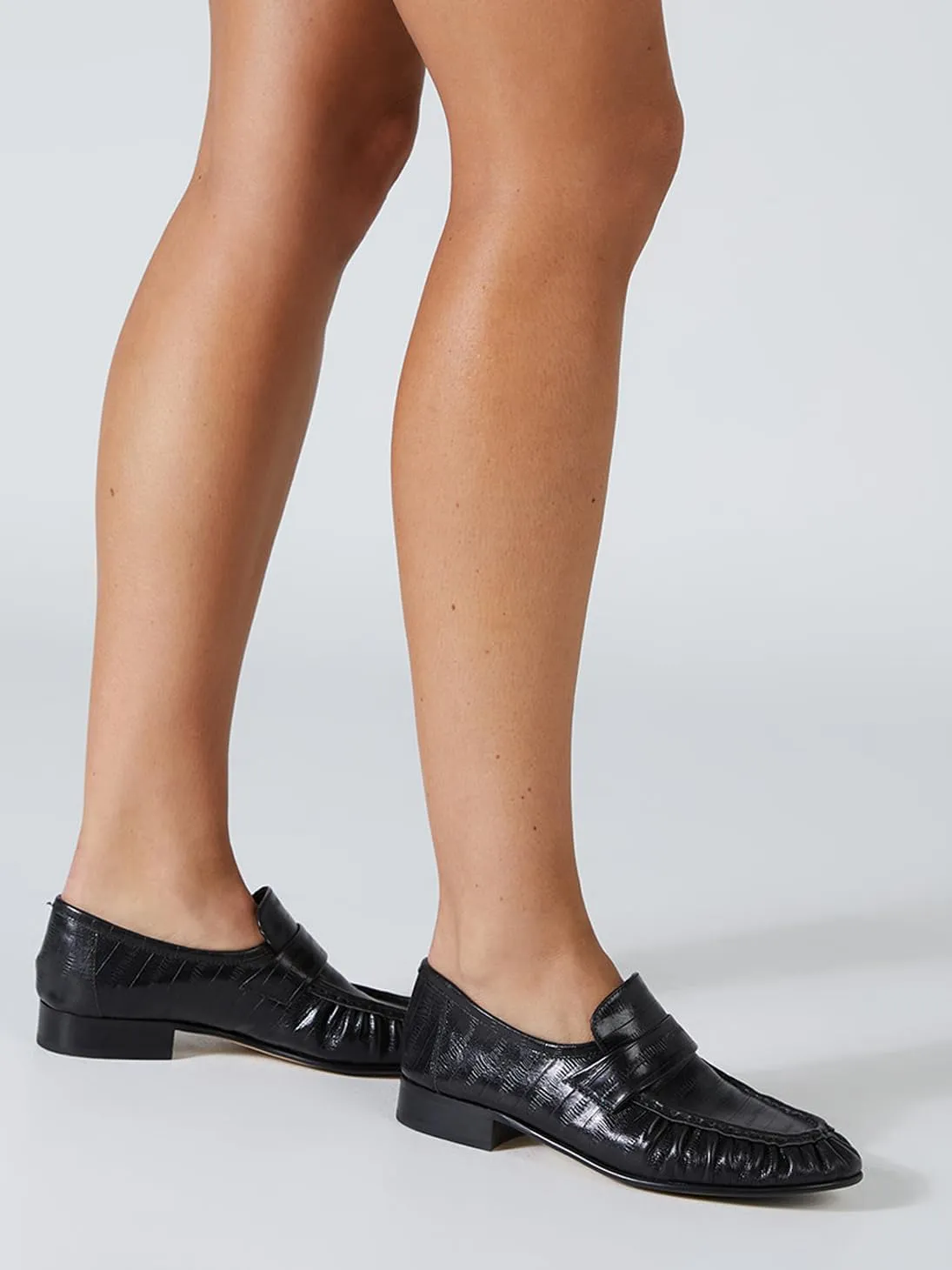 Leather Loafers Slip-On Dress Shoes ?C Classic Penny Loafers for Business, Casual, or Formal Wear