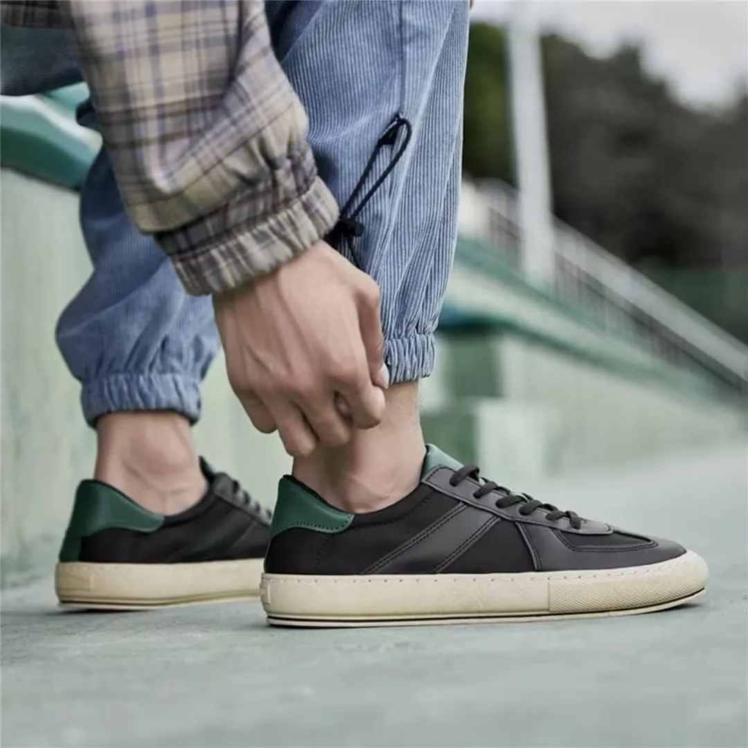 Men's Casual Sneakers Comfortable Lightweight Leather Low Top Non-Slip Skate Shoes Lace-up Walking Shoes