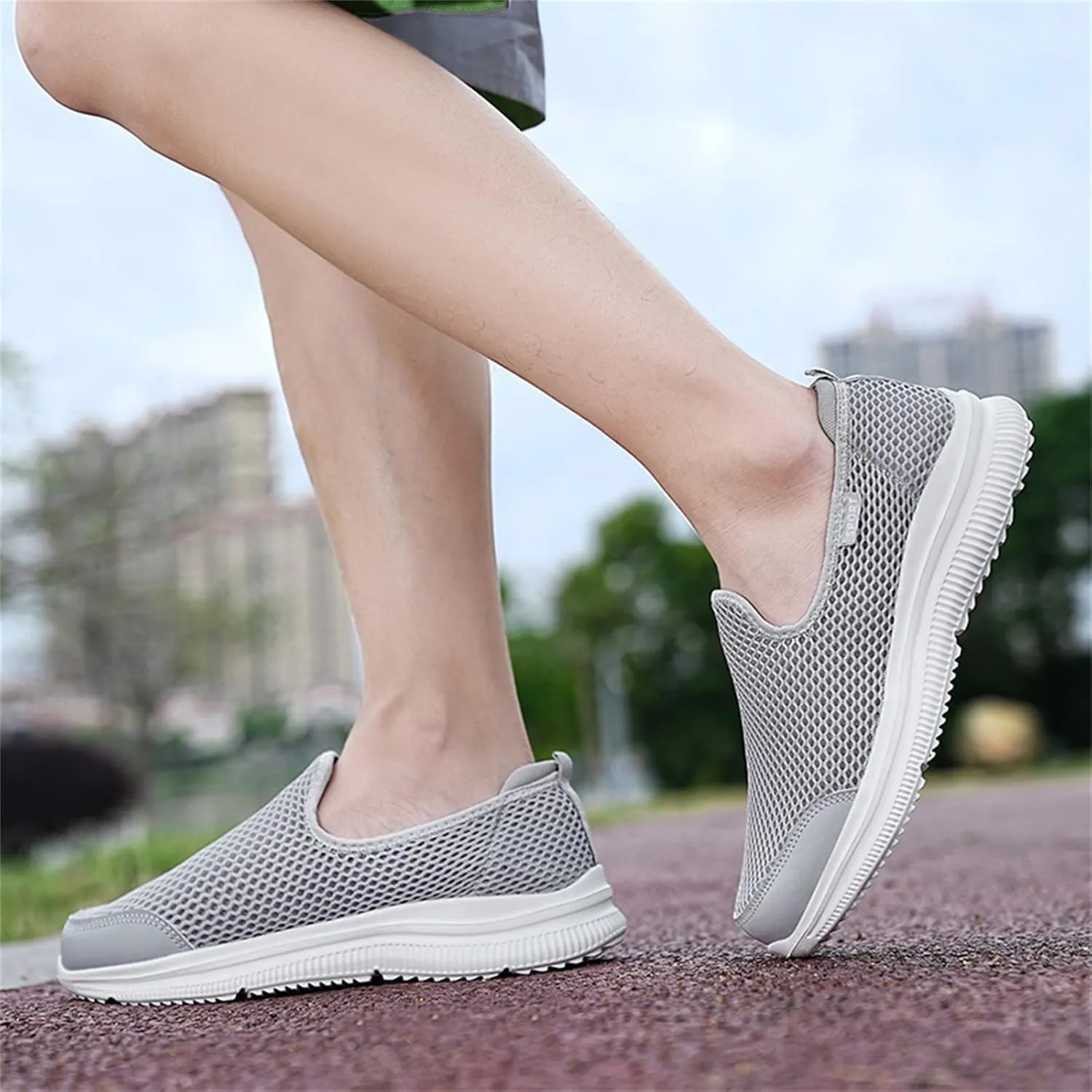 Men's Non Slip Running Shoes Ultra Light Breathable Casual Walking Shoes Fashion Sneakers Mesh Workout Sports Shoes
