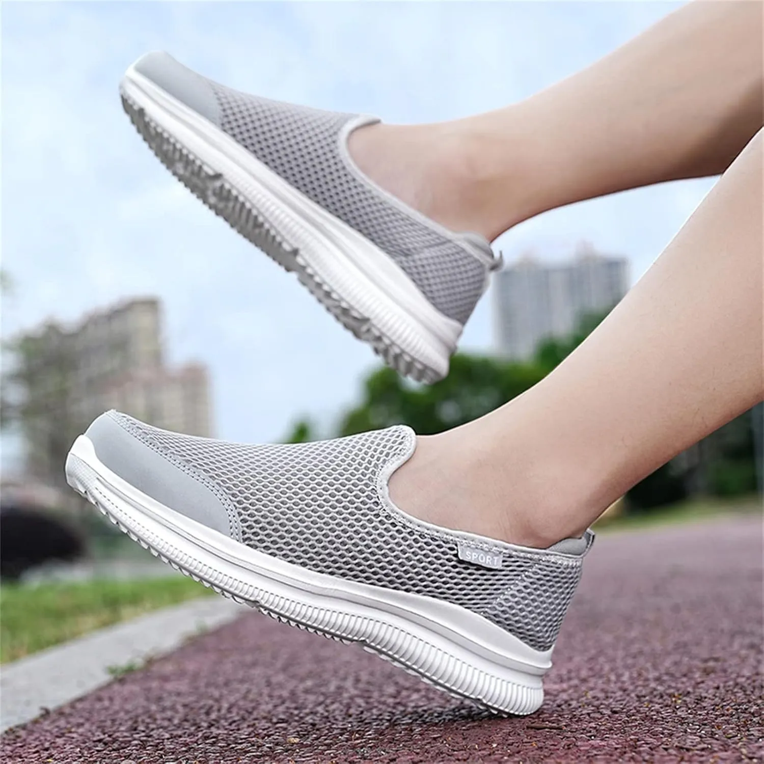 Men's Non Slip Running Shoes Ultra Light Breathable Casual Walking Shoes Fashion Sneakers Mesh Workout Sports Shoes