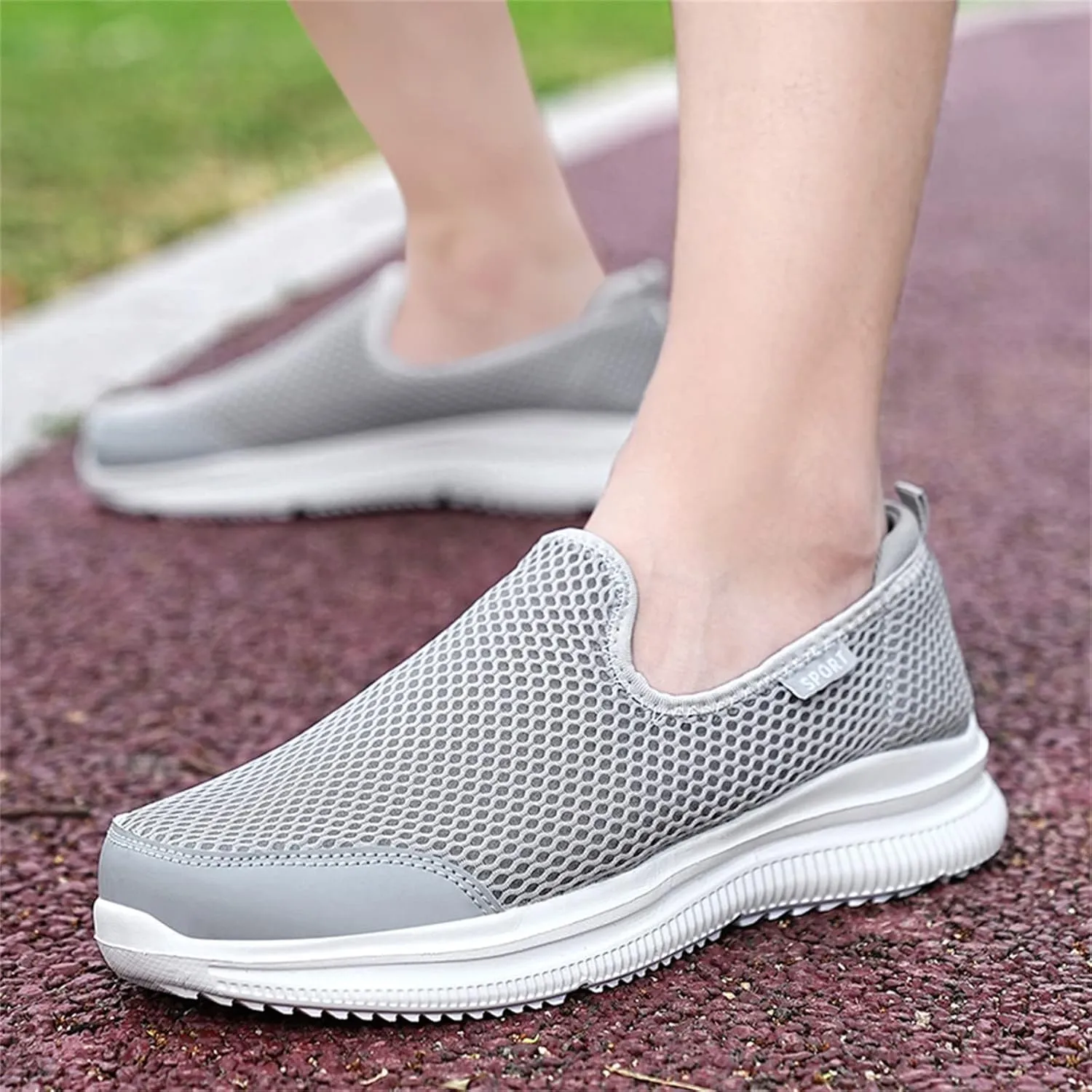 Men's Non Slip Running Shoes Ultra Light Breathable Casual Walking Shoes Fashion Sneakers Mesh Workout Sports Shoes