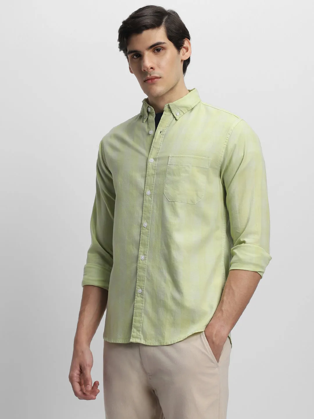 Men's Slim Fit Checked Button-Down Collar Pure Cotton Casual Shirt