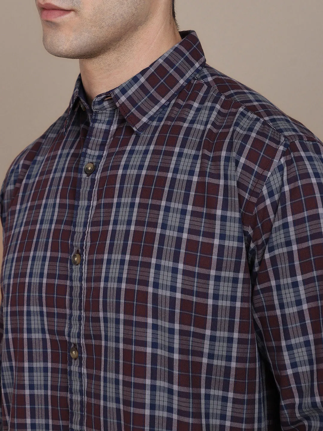 Men's Slim Fit Tartan Checked Pure Cotton Casual Shirt