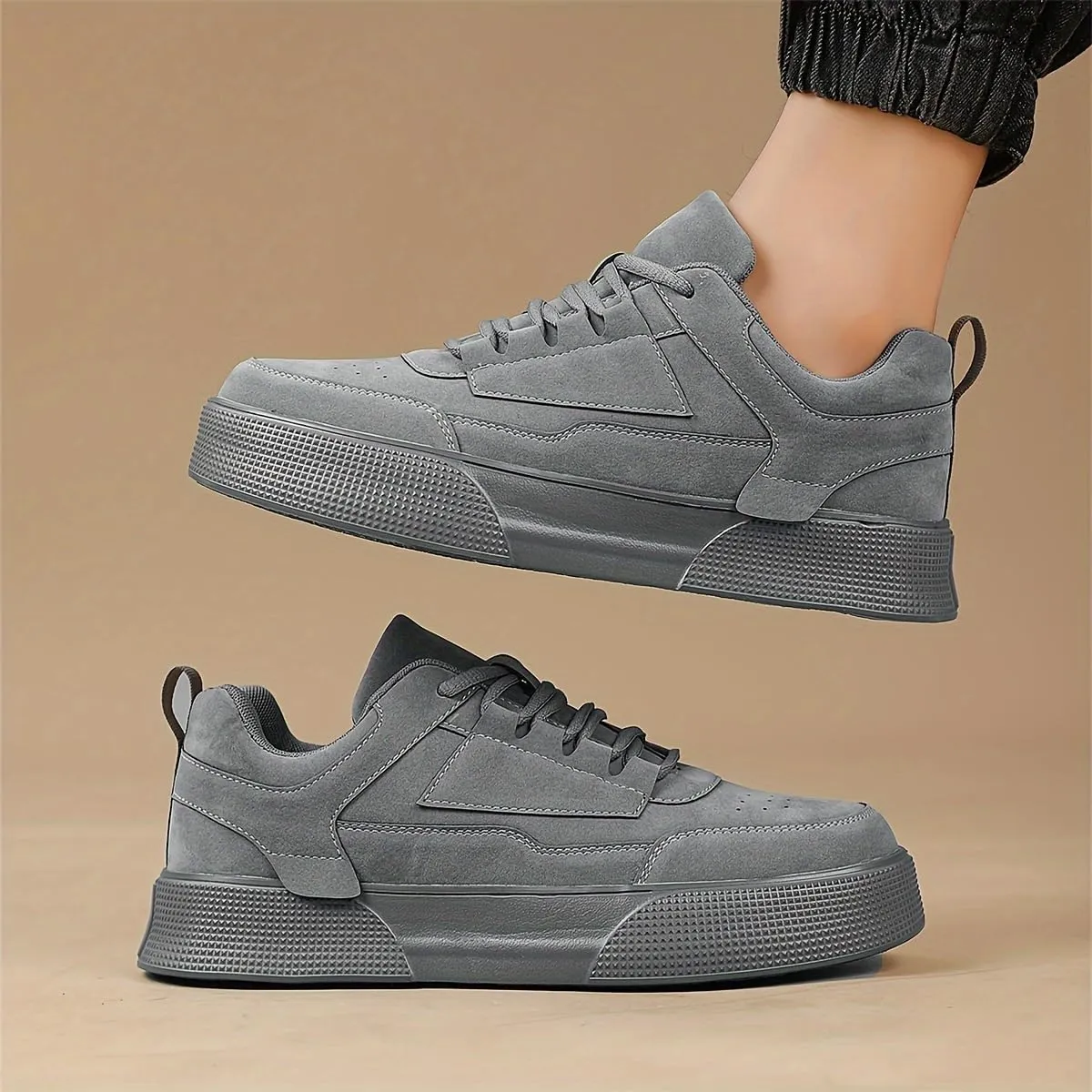 Men's Stylish Thick Sole Skate Shoes - Solid Color, Lace-Up Casual Sneakers with Height Boost & Comfortable EVA Sole for All Seasons