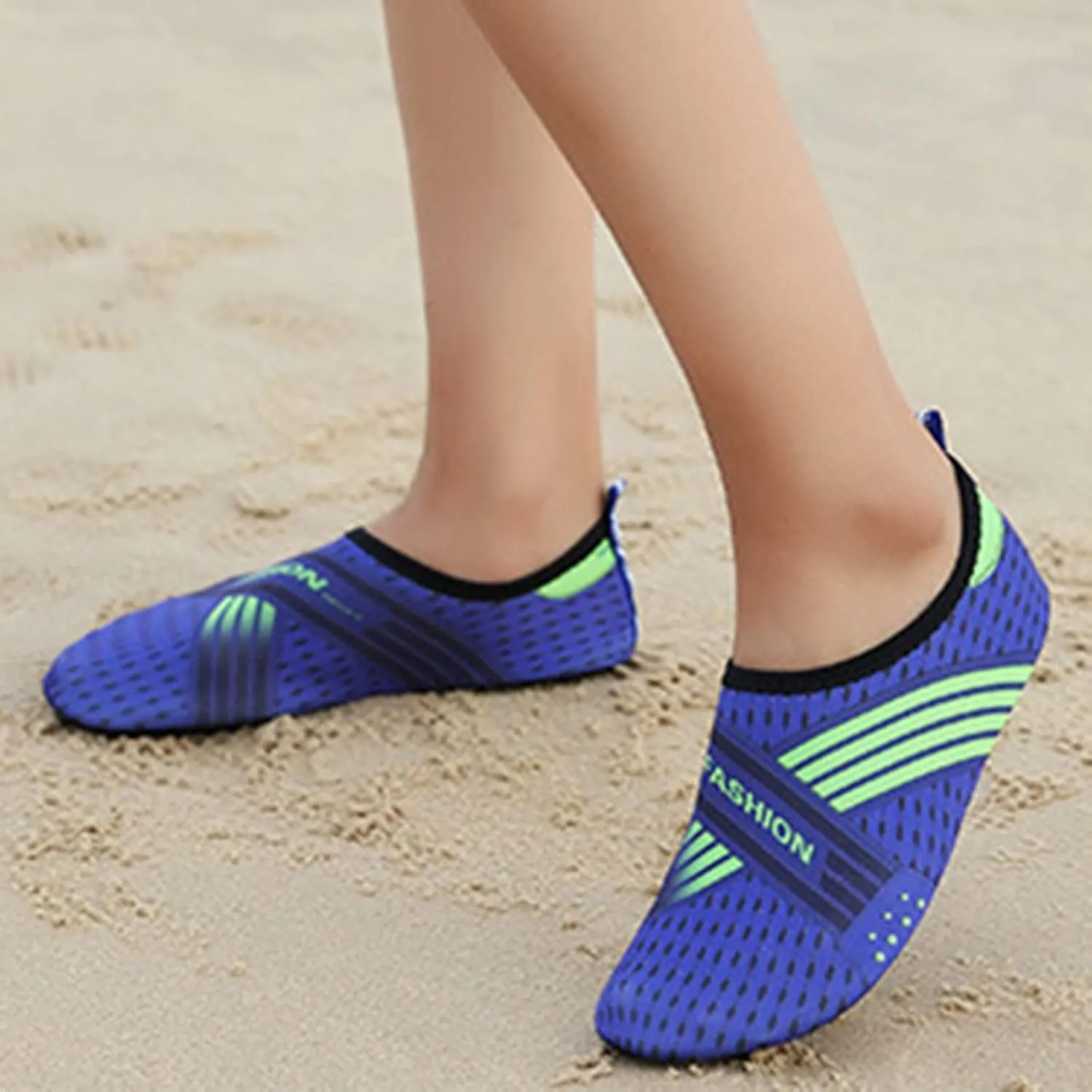 Mens Water Shoes Wide Feet Breathable Non Slip Athletic Water Shoes Barefoot Water Shoes Wide Width Women Barefoot Yoga Exercise Wear Sport Accessories for Boating Fishing Diving Surfing