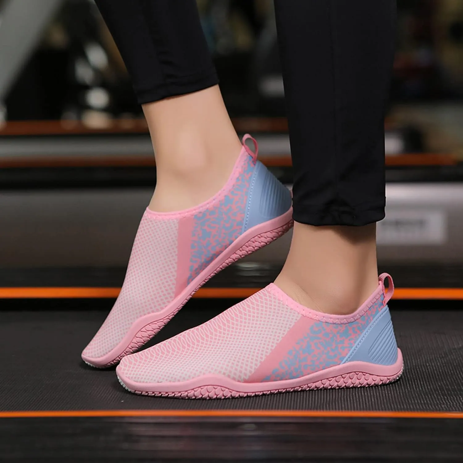 Quick Dry Water Shoes Mens Womens Barefoot Aqua Socks Swim Beach Pool Shoes Lightweight Outdoor Sports Hiking Surf Yoga Footwear