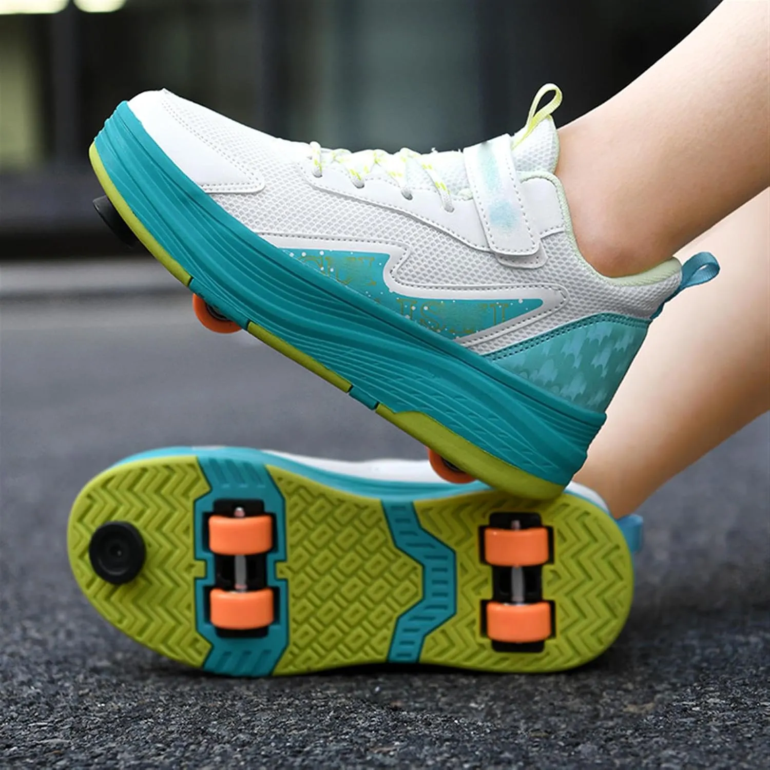 Youngsters' Fashion Sneakers Unisex Fashion Roller Skates 2/4 Detachable Retractable Wheels Comfortable Low-Top Shoes Breathable Upper Adjustable Lace-Up Closure